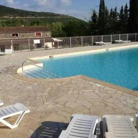 3 Etoiles - Piscine - Eebbdc